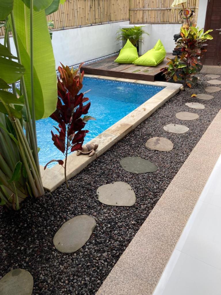 Villa Iris Homestay Uluwatu  Bagian luar foto